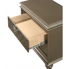 Cristal Bedroom Group - B7800